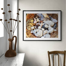 Load image into Gallery viewer, Children&#39;s Room Beach Art Basket of Shells